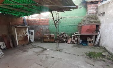 VENTA casa a reciclar Barrio Puerto!!