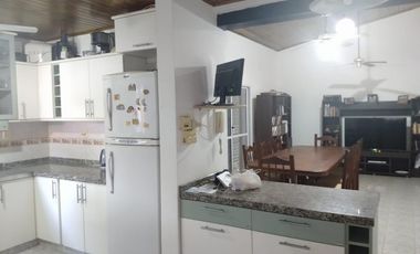 VENDO CASA EN ORO VERDE