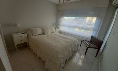 Edificio 12 Lunas, departamento en venta,  amoblado y con 2 cocheras | PROP1030