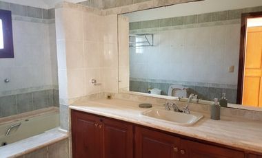 Casa de 3 dormitorios en alquiler temporal | PROP1031