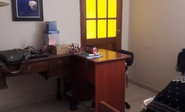 En venta departamento de dos dormitorios, escritorio , cochera, patio terraza!