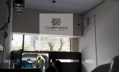 Local de 280 mt2 , en venta , zona  Villa Luzuriaga