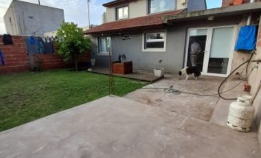 VENTA HERMOSO CHALET EN EL BARRIO SANTA ELENA