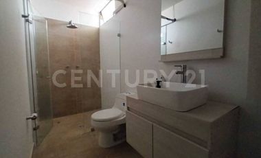 VENDO CASA EN EL CONDOMINIO LA HERRERIA HACIENDA  EL CASTILLO