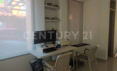 VENDO CASA EN EL CONDOMINIO LA HERRERIA HACIENDA  EL CASTILLO