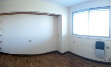 En venta semipiso zona parque !