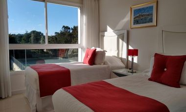 Venta apartamento 3 dormitorios en Playa Mansa - Punta del Este