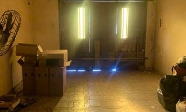 CASA EN VENTA A MEDIA CUADRA DE LA AV VALETTE, 9 DE JULIO 1000 -MONTE GRANDE- RETASADA OPORTUNIDAD!!!