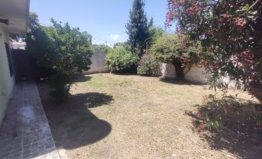 Venta de Casa en calle Estrada esquina Yrigoyen