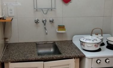 Departamento de 3 Ambientes a La Calle con Patio en Miramar