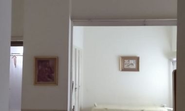 Departamento de 3 Ambientes a La Calle con Patio en Miramar