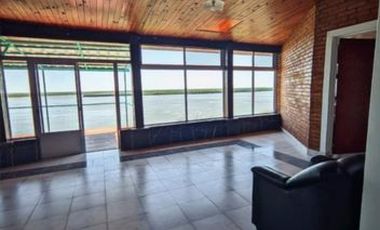 EN VENTA- ESPECTACULAR CASA CON VISTA AL RIO SOBRE ALVEAR