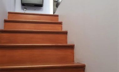 Duplex de 3 Ambientes con Patio y Cochera.