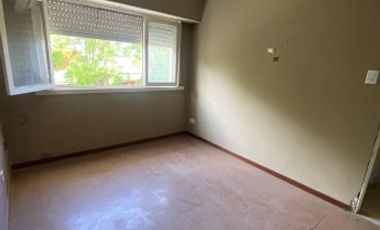 chalet 4 amb. + depto 2 + dep. amb. 11 de sept.7500