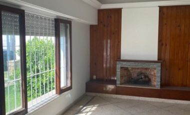 chalet 4 amb. + depto 2 + dep. amb. 11 de sept.7500