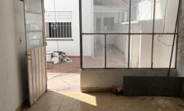 chalet 4 amb. + depto 2 + dep. amb. 11 de sept.7500