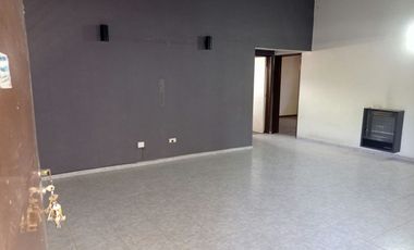 CASA CON DEPARTAMENTO EN VENTA - ALLEN - RIO NEGRO