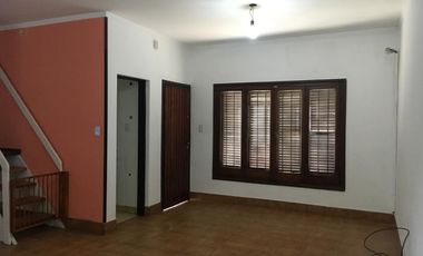 Alquiler Duplex 4 Ambientes Con Cochera En Castelar Norte