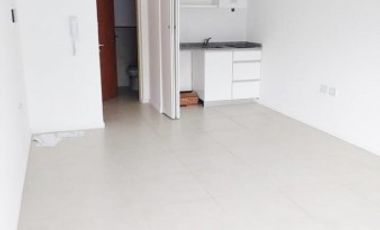 EN VENTA MONOAMBIENTES EN PLANTA BAJA ZONA CENTRO