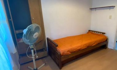 Chalet cuatro ambientes con parque y garage, desarrollado en planta baja. Bo Lomas de Golf