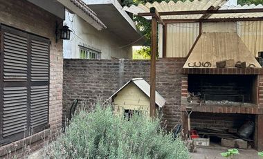 VENTA CASA 4 AMBIENTES