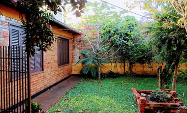 Vendo Casa Centro de Aristobulo del Valle