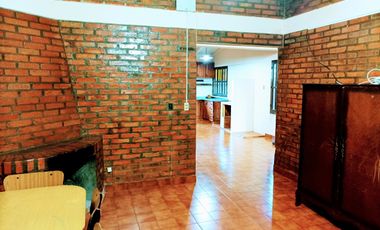 Vendo Casa Centro de Aristobulo del Valle