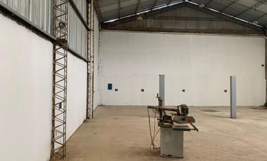 GALPON EN ZONA INDUSTRIAL DE 300 M2