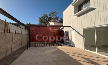 Casa en Venta en Costado Colegio Almenar