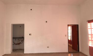 Bo Los platanos, sobre Av. Los platanos esq. Francisco villa.-