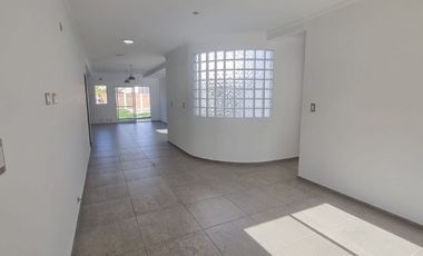 SE VENDE CASA ZONA AMANECERES DEL SEMINARIO A ESTRENAR