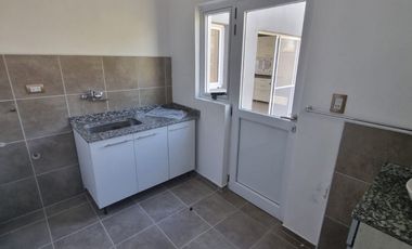 SE VENDE CASA ZONA AMANECERES DEL SEMINARIO A ESTRENAR