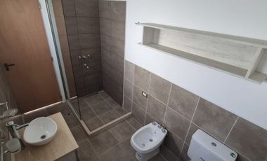 SE VENDE CASA ZONA AMANECERES DEL SEMINARIO A ESTRENAR