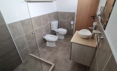 SE VENDE CASA ZONA AMANECERES DEL SEMINARIO A ESTRENAR