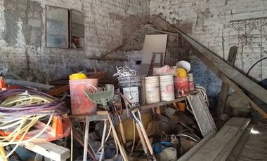 VENDE LOCALES Y GALPONES!