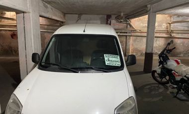 SE VENDE DEPARTAMENTO DE 3 DORMITORIOS CON COCHERA ZONA CENTRO