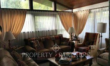 Casa en los Pelúes sector Isla Teja