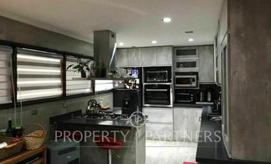 Casa en los Pelúes sector Isla Teja