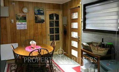 Casa en los Pelúes sector Isla Teja