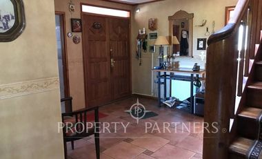 Acogedora casa en Isla Teja en sector Lomas Del Río