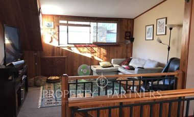 Acogedora casa en Isla Teja en sector Lomas Del Río