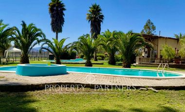 Hermosa Casa de 52 m/2 en arriendo año corrido.