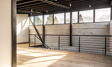 Propiedad de uso comercial, estilo industrial en Punta Arenas