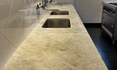 Alquiler Venta. Buenos Aires. CABA: Departamento SEMIPISO REMODELADO 4 dormitorios