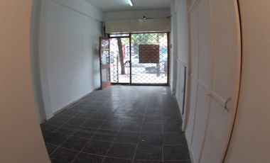 LOCAL EN VENTA - CASTELAR SUR