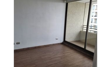 Venta Dpto De 1 Dormitorio Con Estacionamiento/ Metro Irarrázaval