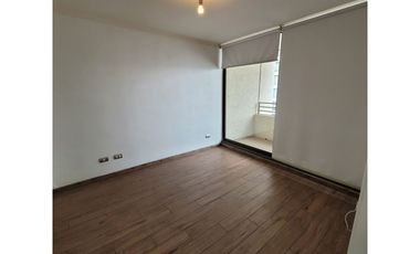 Venta Dpto De 1 Dormitorio Con Estacionamiento/ Metro Irarrázaval