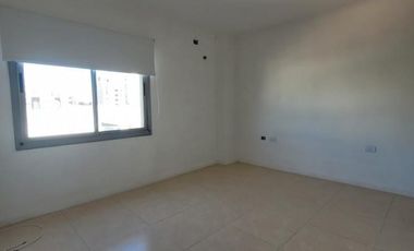 En venta departamento tres dormitorios, tres baÃ±os, zona parque !