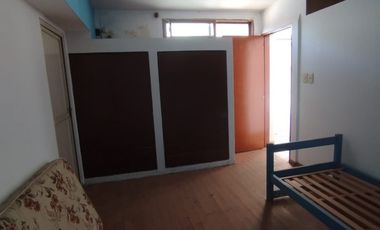 J P Lopez 900. A 6 cuadras de la Av Almirante Brown