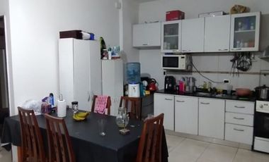EN VENTA- ESPECTACULAR CASA DE 4 DORMITORIOS EN ORO VERDE